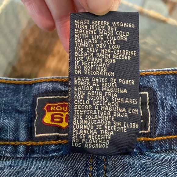 Route 66 faded Stretch Denim short skirt - Picture 2 of 9